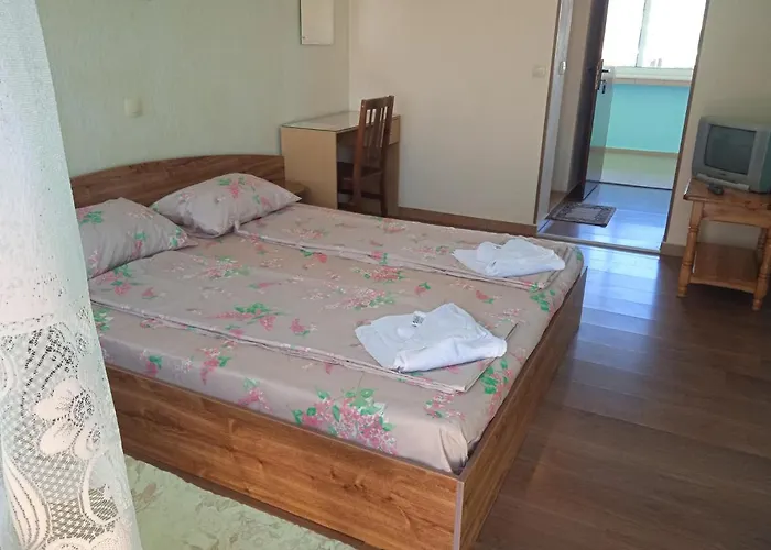 за гости нептун בית הארחה